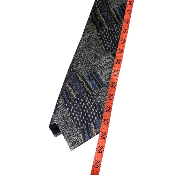 Oscar de la Renta Mens Tie Made in the USA 100% Silk Gold Blue Black Vintage - Picture 6 of 7